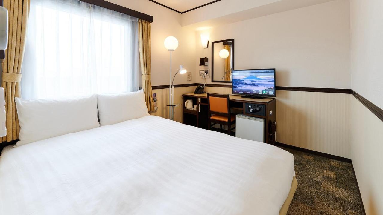 Toyoko Inn Chiba Ekimae Εξωτερικό φωτογραφία